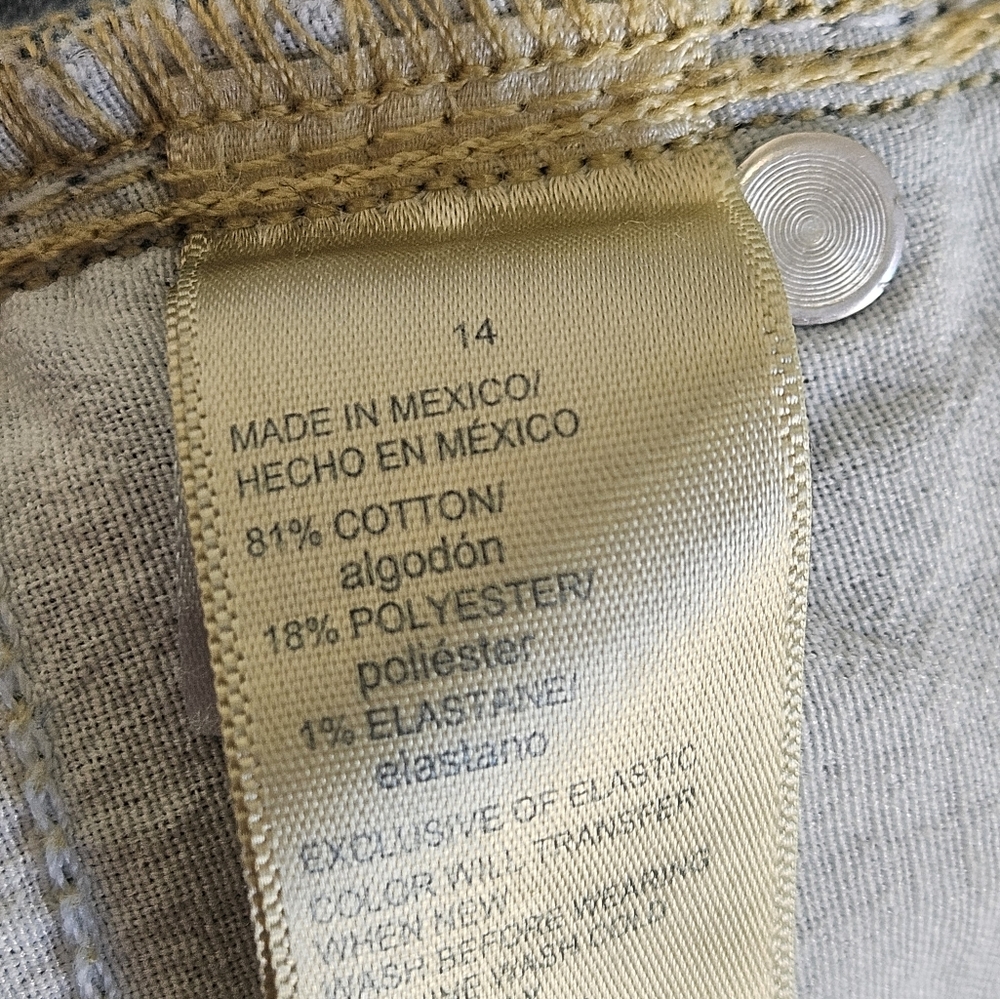 Rafaella Blue Denim Capri Jeans - Picture 3 of 4